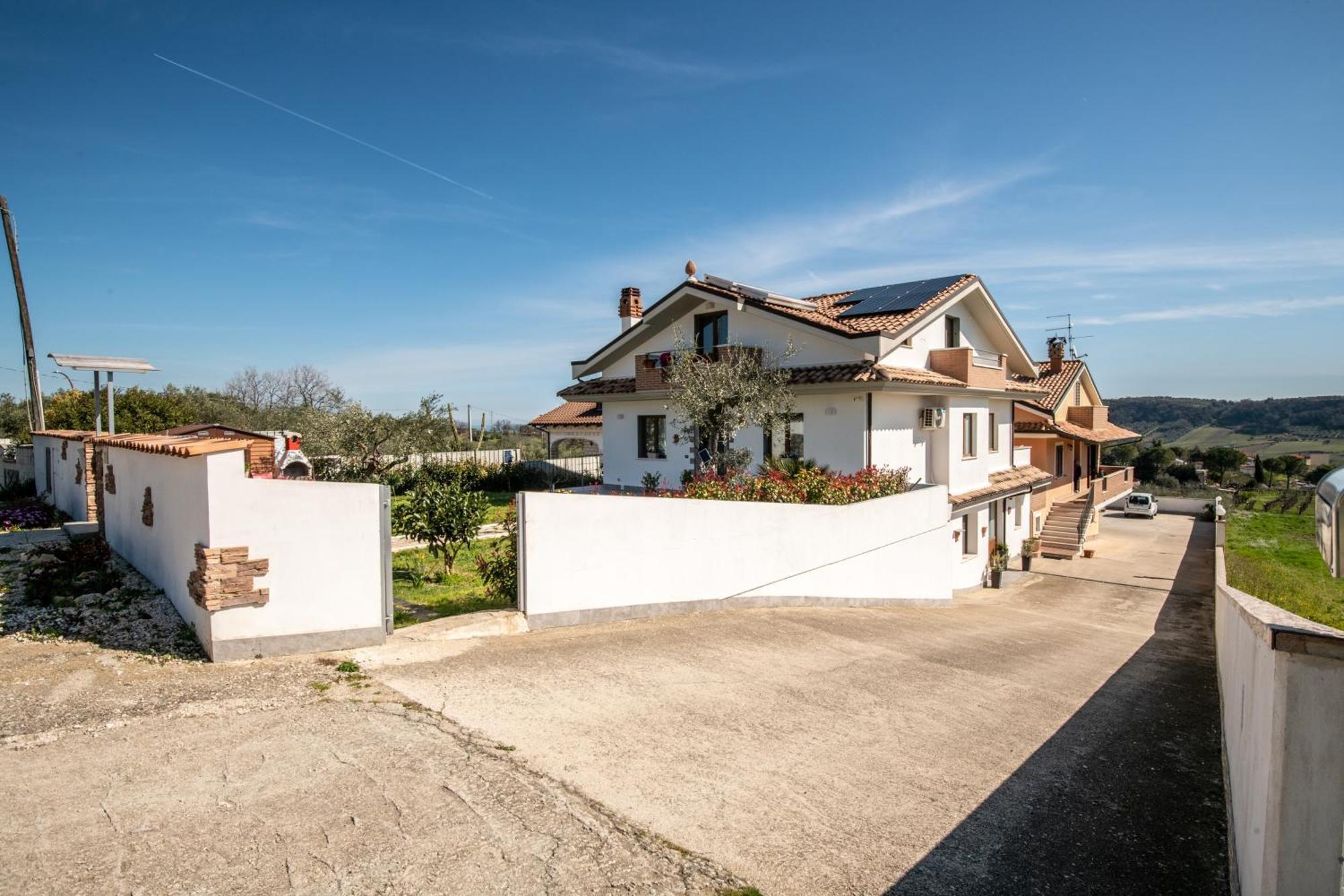 Villa Mastro Oleario 5 Dal Mare 30 Dai Monti Torrevecchia Teatina Exteriér fotografie